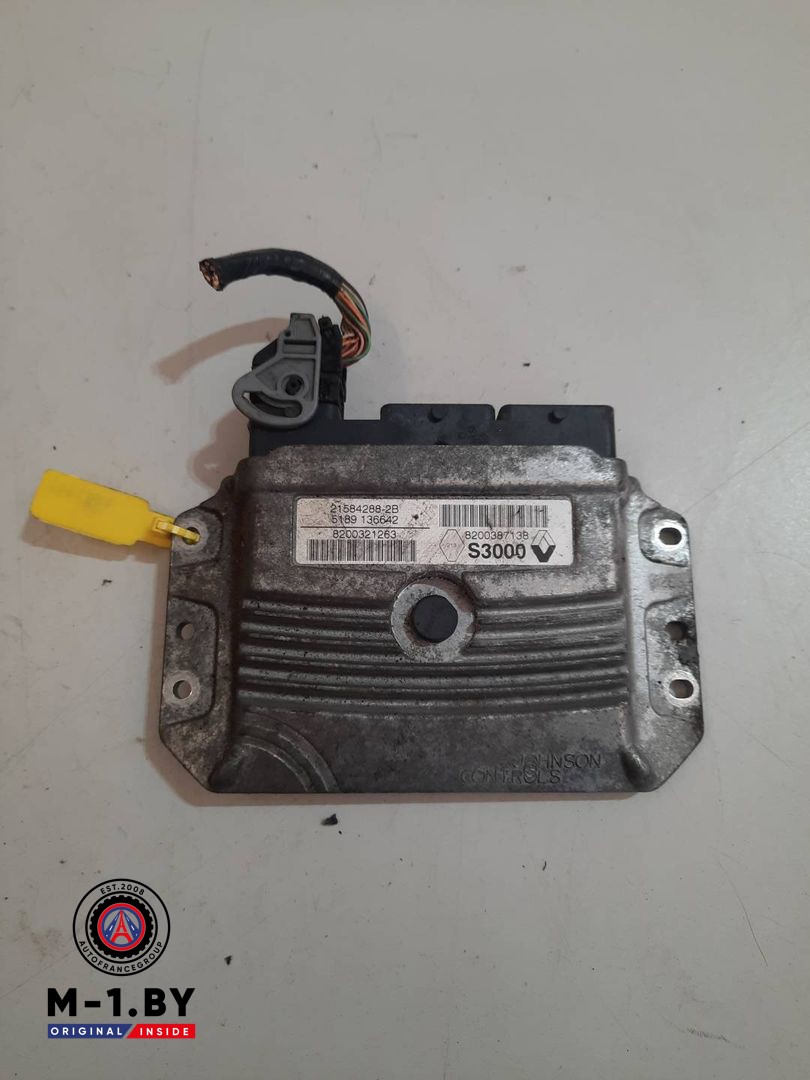 блок управления двигателем Renault Megane 2 поколение (2002 - 2006), 1.6 л., бензин, 8200387138