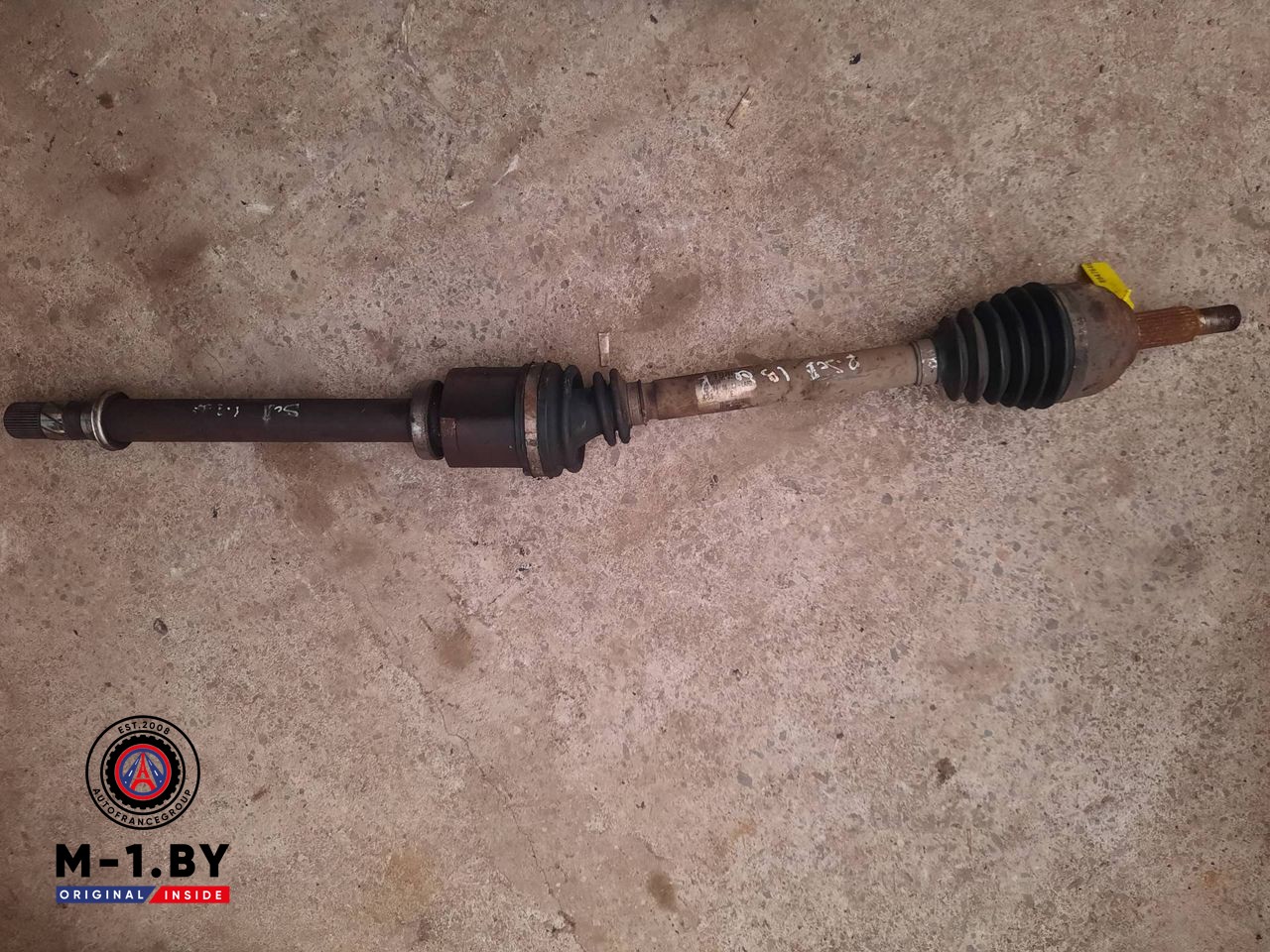 полуось передняя правая (приводной вал, ШРУС) Renault Scenic 2 поколение (2003 - 2006), 1.9 л., дизель, 8200198015