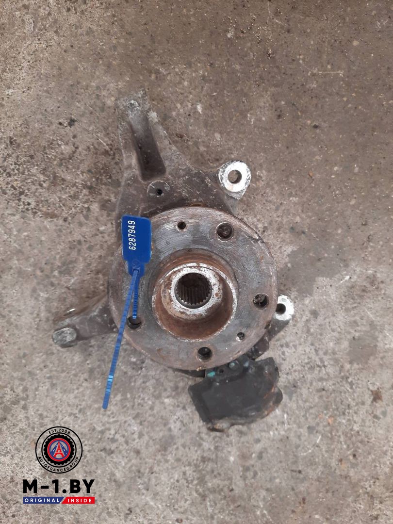 ступица передняя правая Renault Latitude 1 поколение (2010 - 2014), 2.0 л., дизель