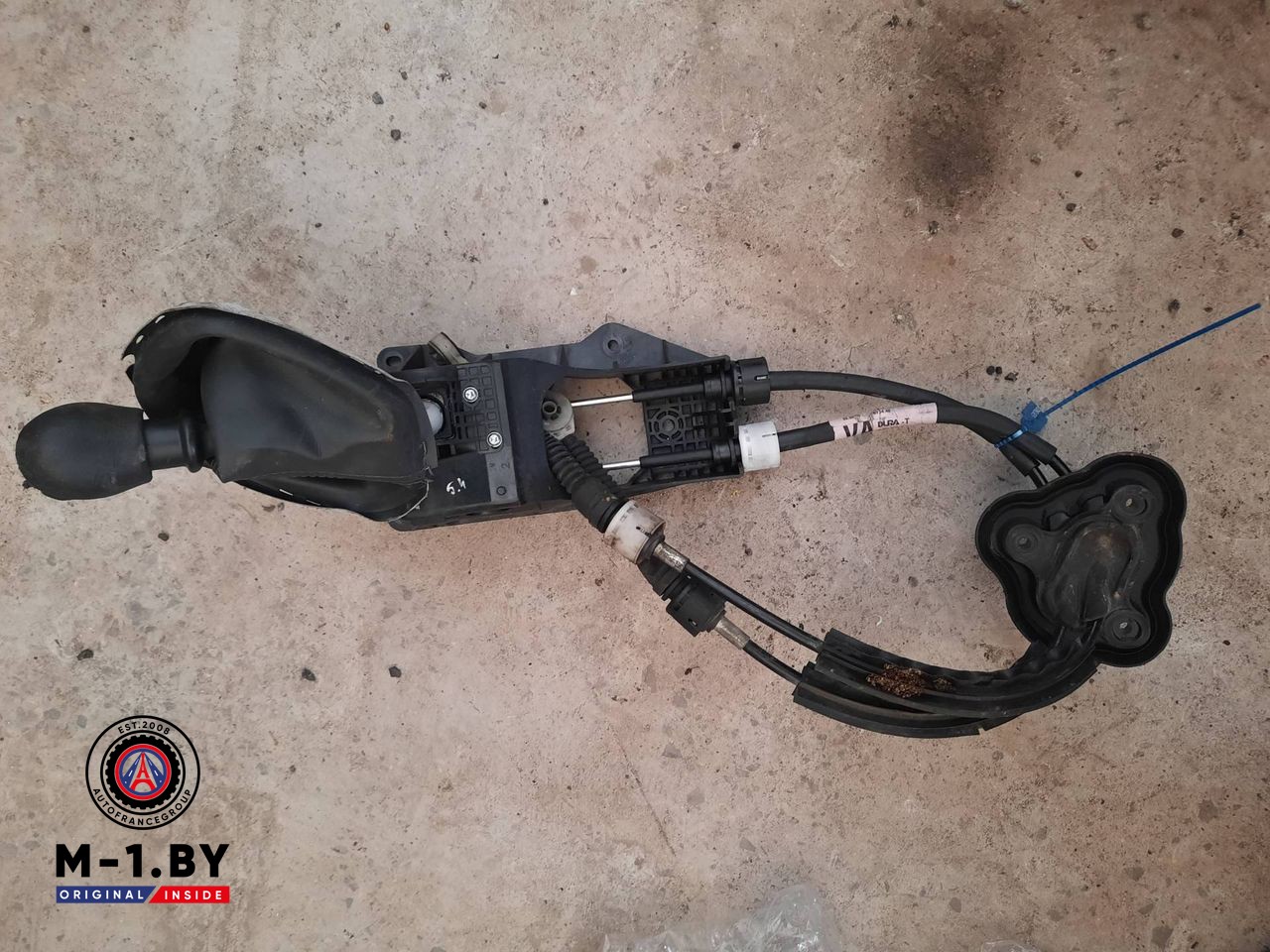 кулиса Renault Scenic 3 поколение (2009 - 2012), 1.5 л., дизель, 8201021402