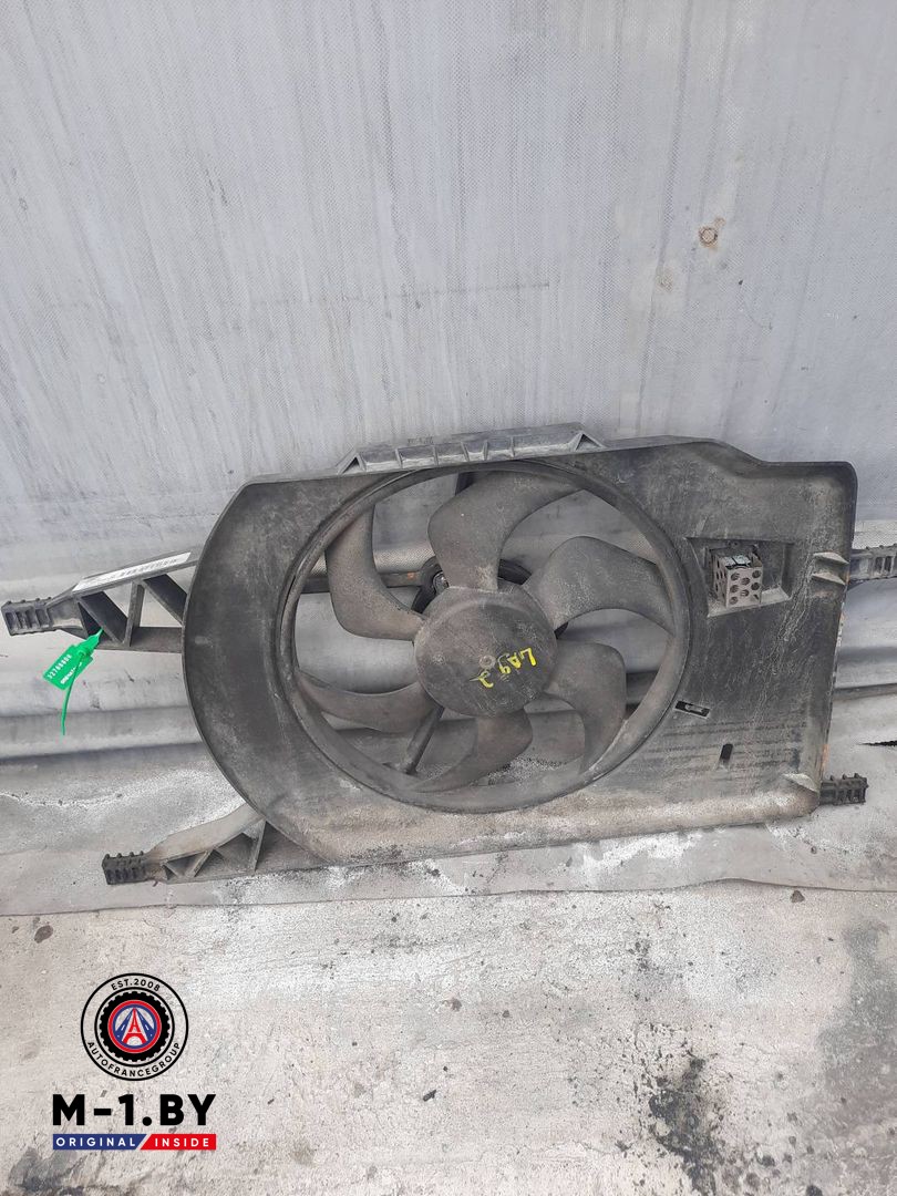 вентилятор радиатора Renault Scenic 2 поколение (2003 - 2006), 1.9 л., дизель, 8200151465