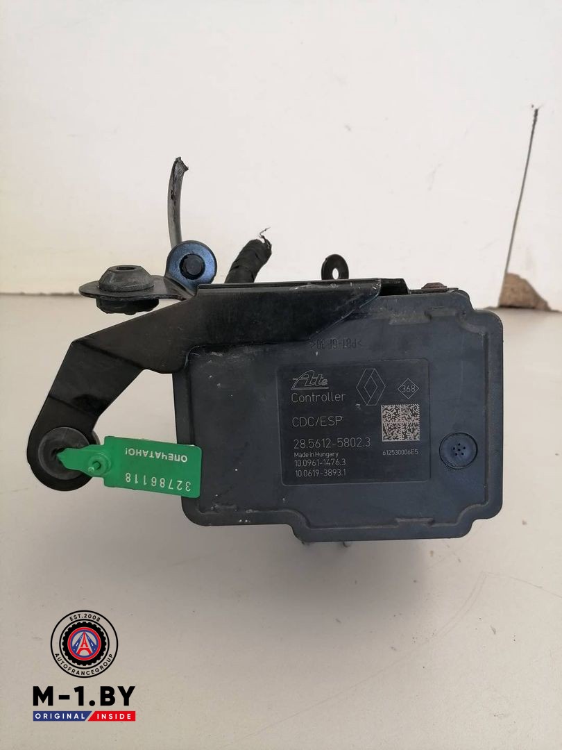 блок ABS Renault Megane 3 поколение (2008 - 2014), 476602272R