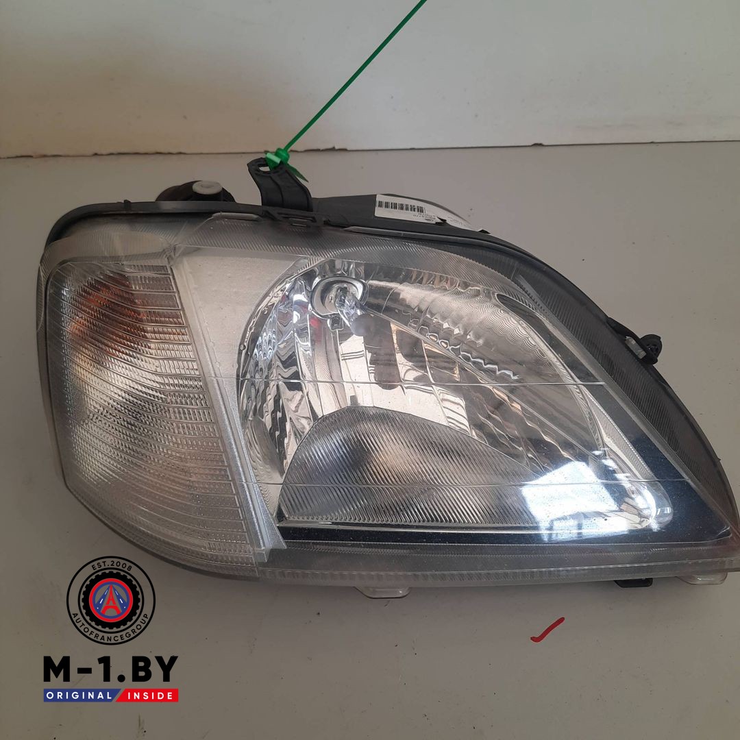 фара правая Renault Logan 1 поколение (2004 - 2009), 8200211006