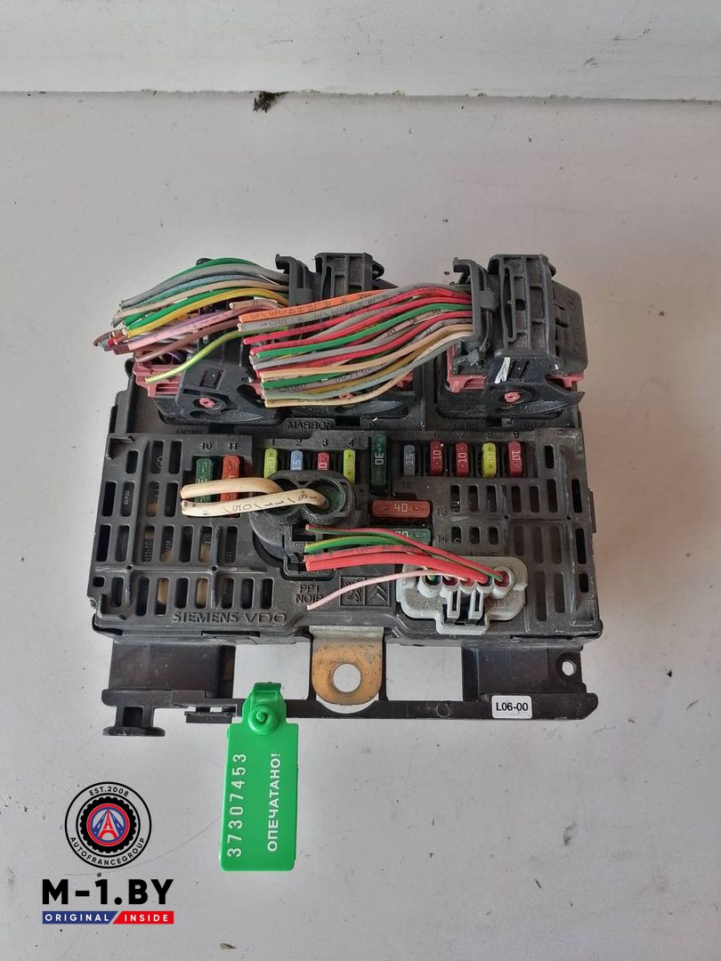 блок предохранителей Citroen C4 1 поколение (2004 - 2008), BSML06, 9657718780