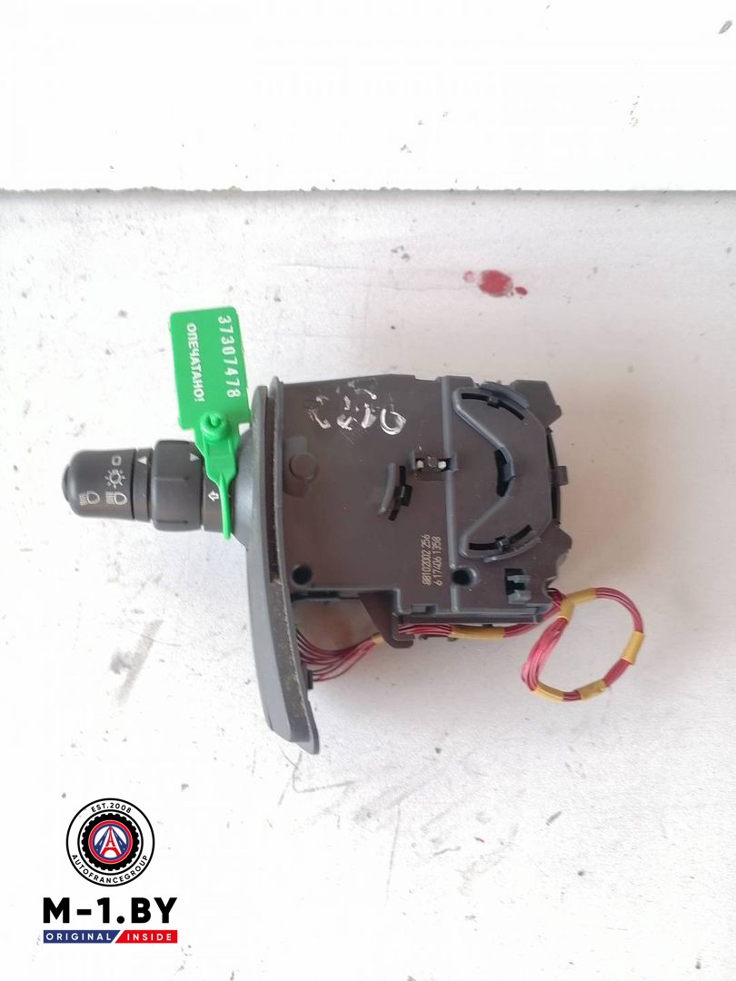 переключатель подрулевой (стрекоза) Renault Clio 3 поколение (2005 - 2009), 88102002256