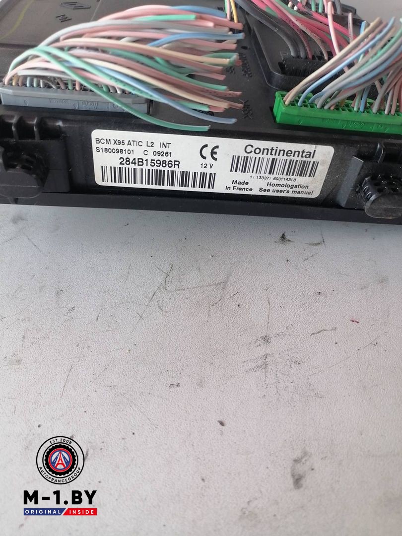 блок комфорта Renault Scenic 3 поколение (2009 - 2012), 284B15986R, S18009810, BCMX95