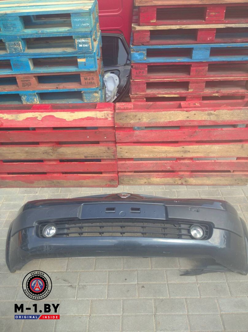 бампер передний Renault Scenic 2 поколение (2003 - 2006)