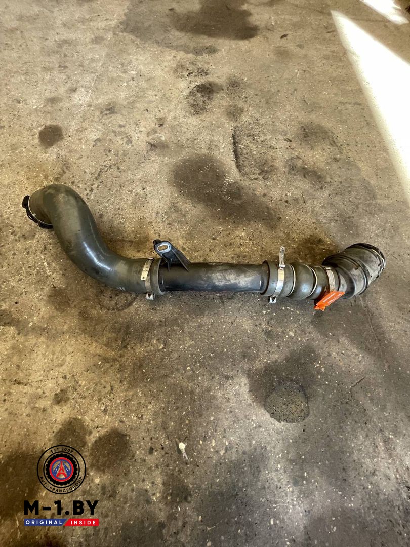 патрубок интеркулера Renault Clio 4 поколение (2012 - 2016), 1.5 л., дизель, 144601524R, 1035502503