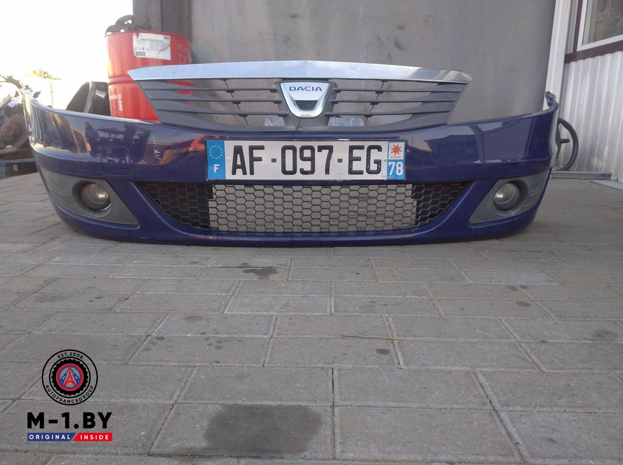 бампер передний Renault Logan 1 поколение [рестайлинг] (2009 - 2012)
