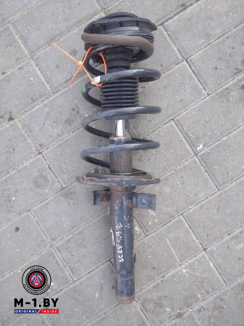 стойка передняя левая Renault Scenic 2 поколение (2003 - 2006), 1.9 л., дизель