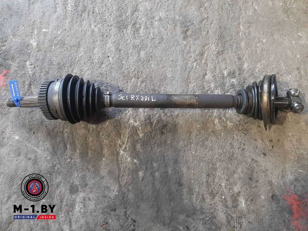 полуось передняя левая (приводной вал, ШРУС) Renault Scenic RX4 1 поколение 2001, 2.0 л., бензин, 7700112688