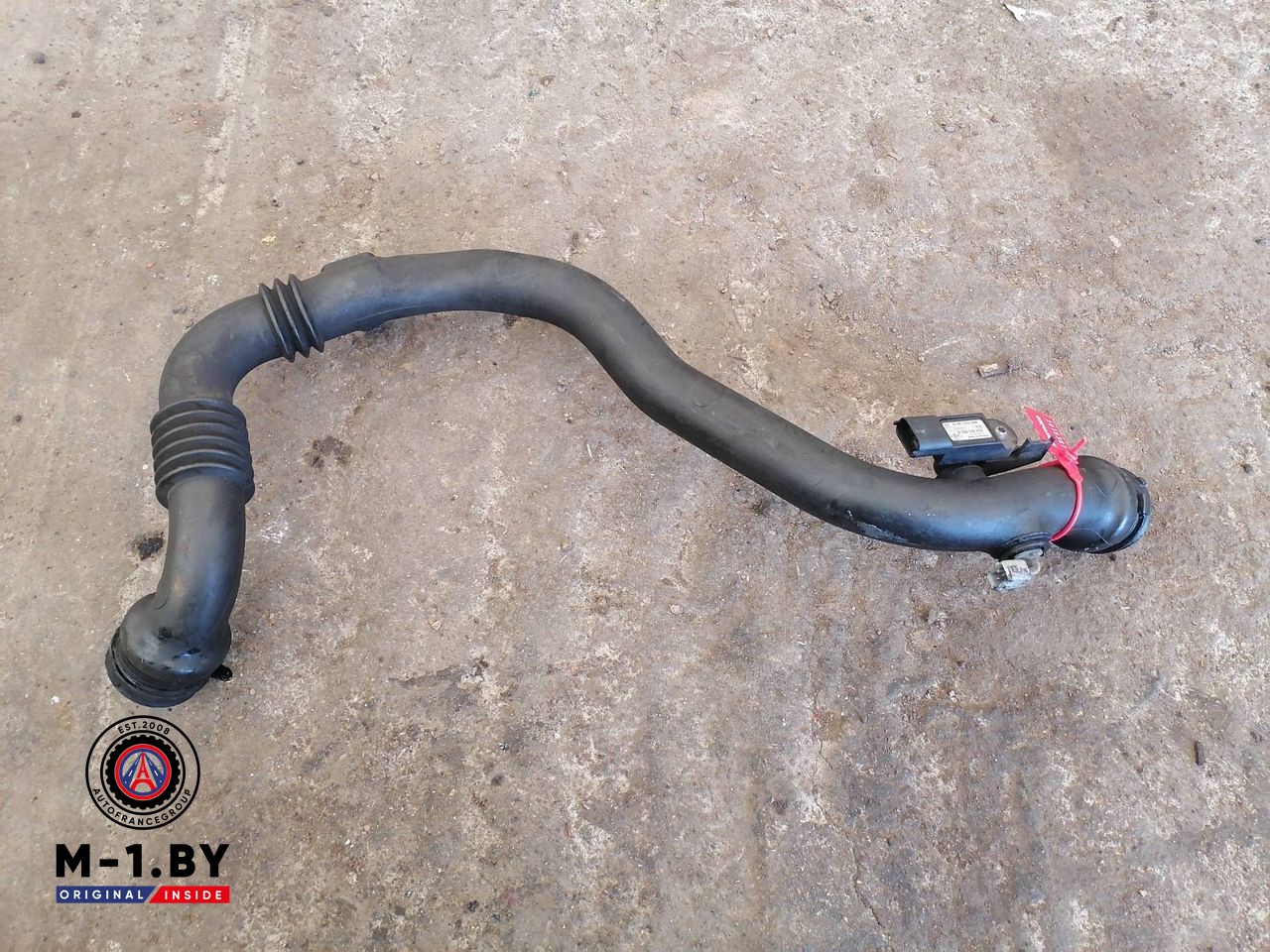 патрубок интеркулера Renault Clio 3 поколение (2005 - 2009), 8200168253, 8200527669, 8200468372, 0281002566