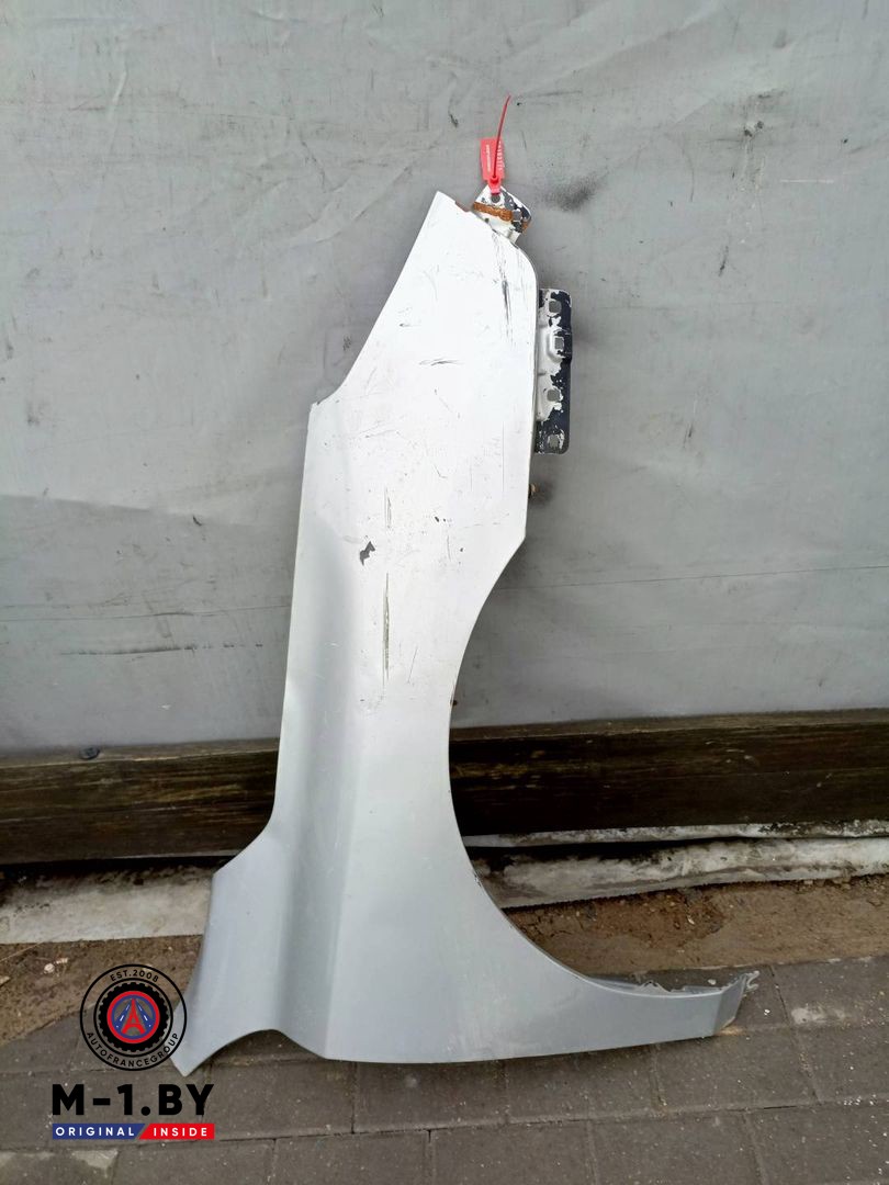 крыло переднее правое Renault Latitude 1 поколение (2010 - 2014), 631120009B