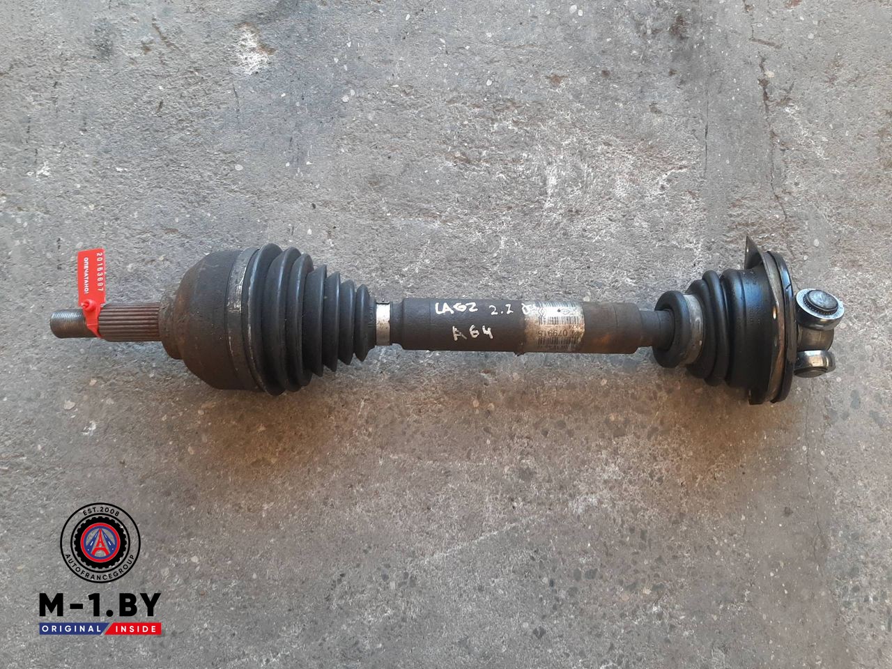 полуось передняя левая (приводной вал, ШРУС) Renault Laguna 2 поколение (2001 - 2005), 2.2 л., дизель, 8200079915