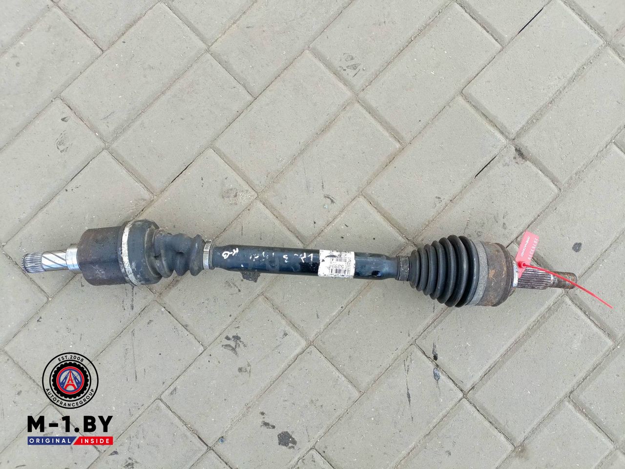 полуось передняя левая (приводной вал, ШРУС) Renault Laguna 3 поколение (2007 - 2012), 1.5 л., дизель, 820053894