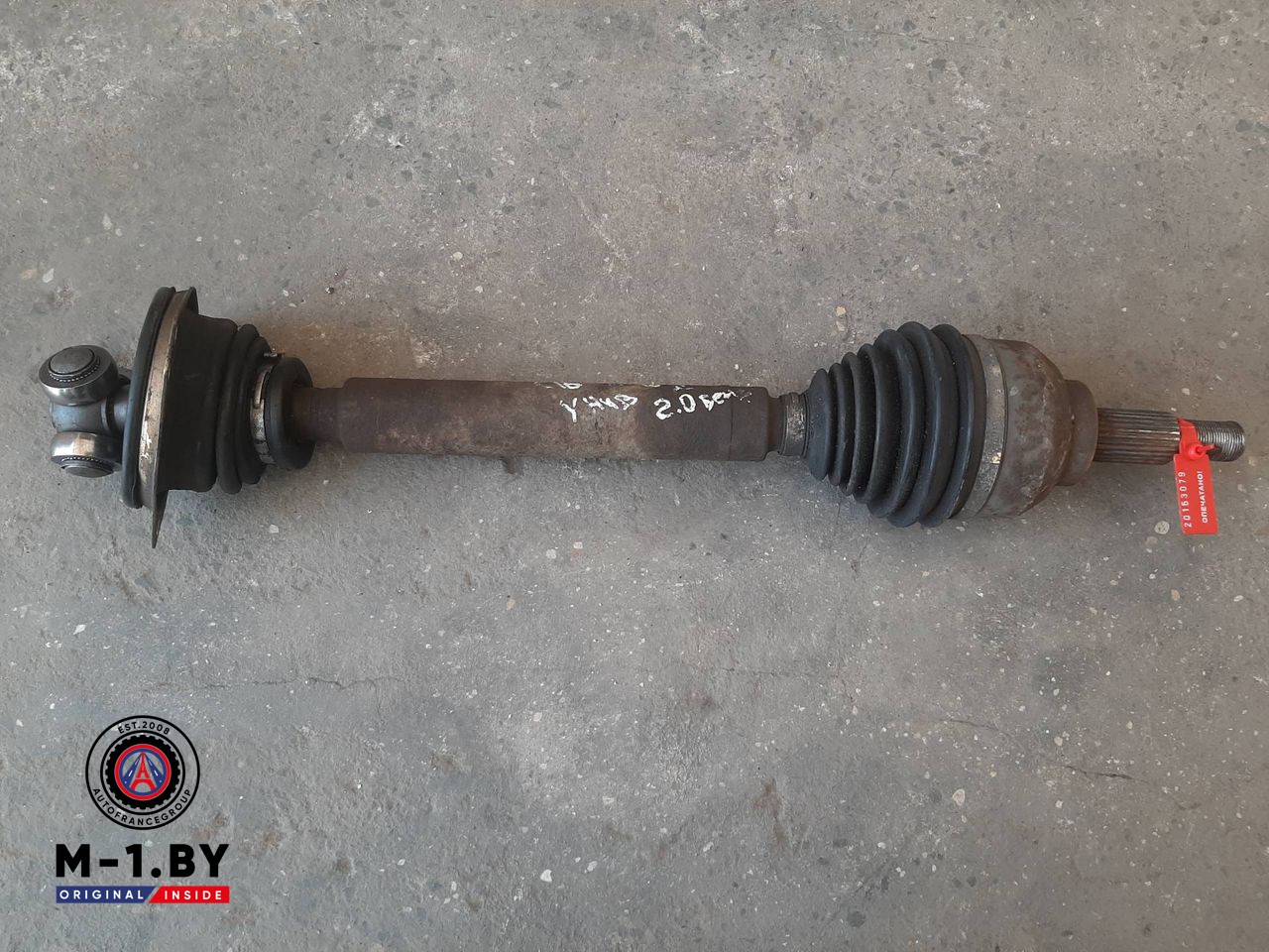 полуось передняя левая (приводной вал, ШРУС) Renault Laguna 2 поколение (2001 - 2005), 2.0 л., бензин