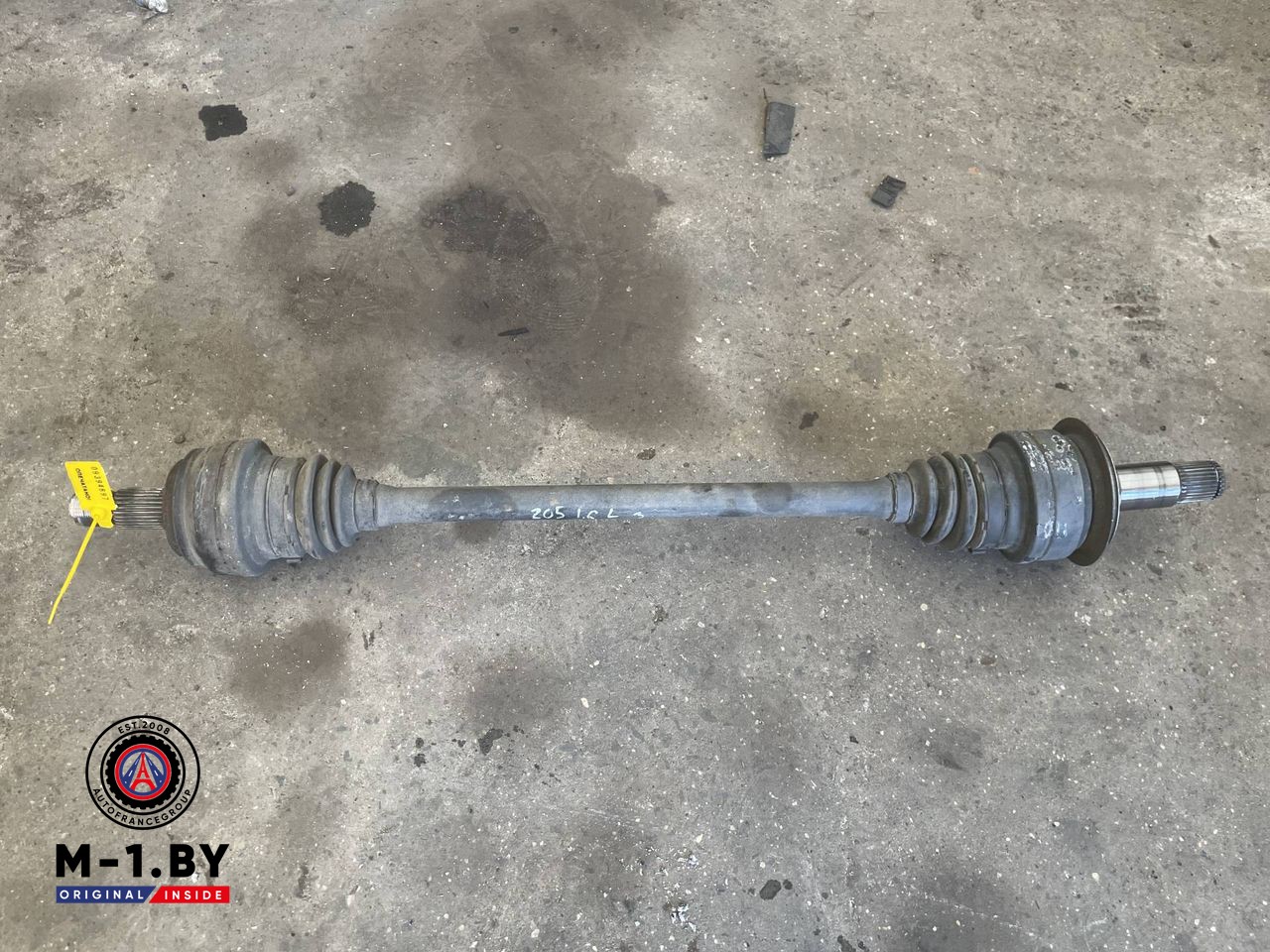 полуось задняя (приводной вал, ШРУС) Mercedes-Benz C-Класс W205/S205/C205 (2014 - 2018), 1.6 л., дизель
