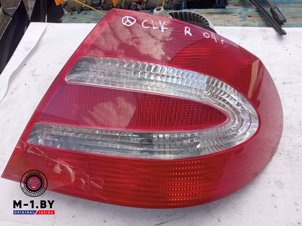 фонарь задний правый Mercedes-Benz CLK-Класс C209/A209 (2002 - 2005)