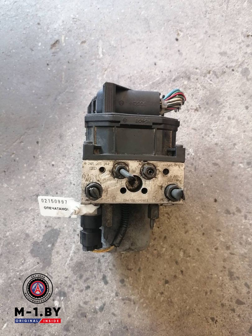 блок ABS Toyota Corolla Verso 2 поколение AR10 (2004 - 2007), 0265225284