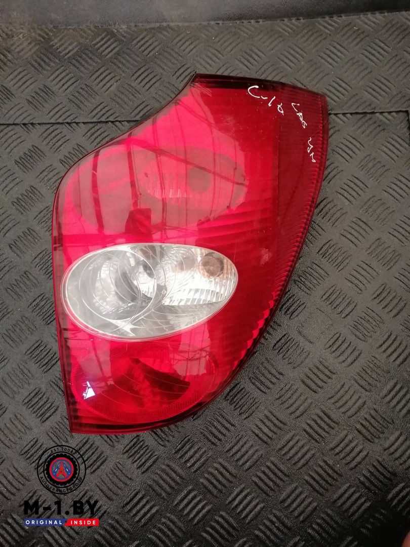 фонарь задний правый Renault Laguna 2 поколение (2001 - 2005), 8200002472
