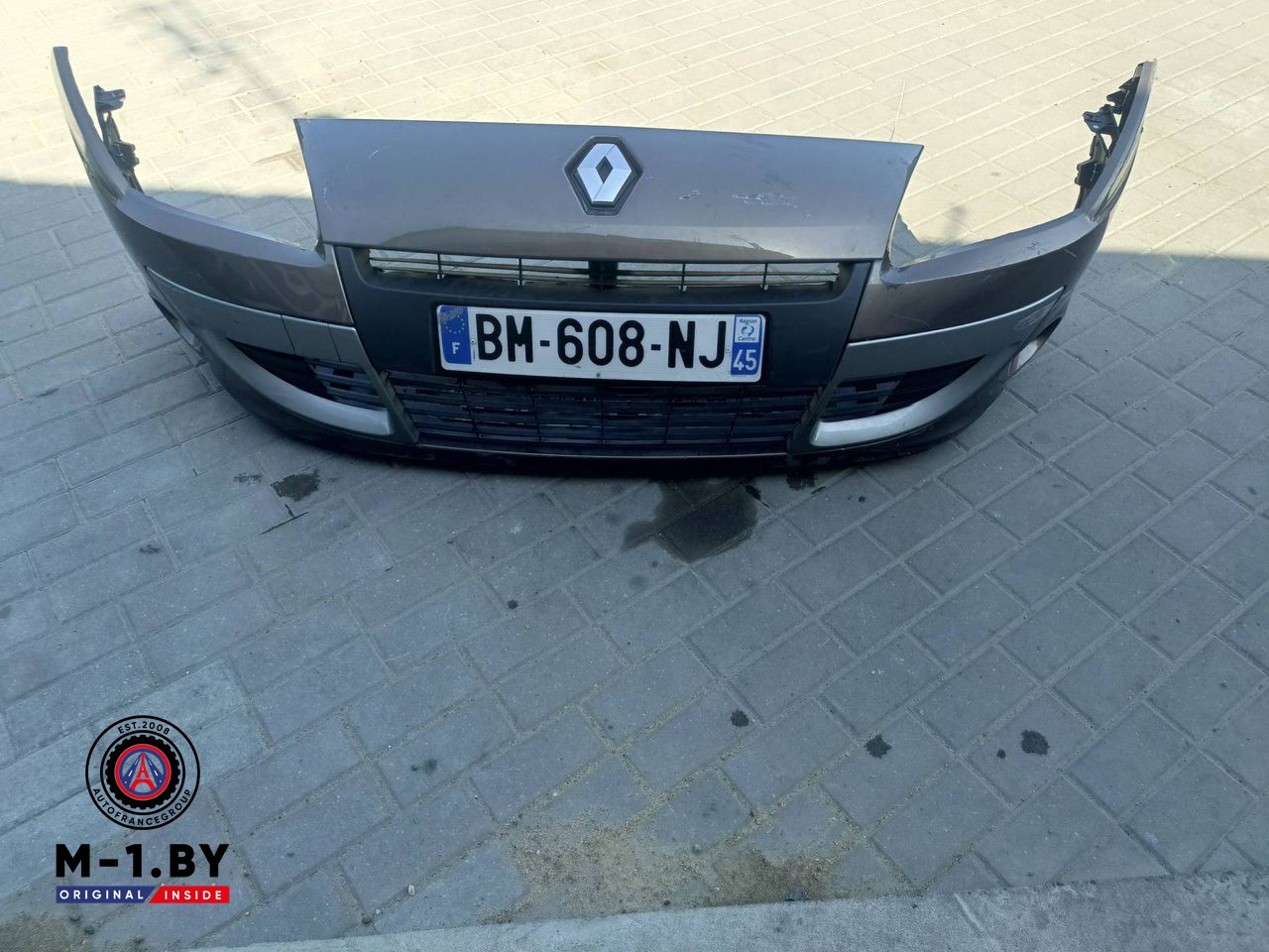 бампер передний Renault Scenic 3 поколение (2009 - 2012)