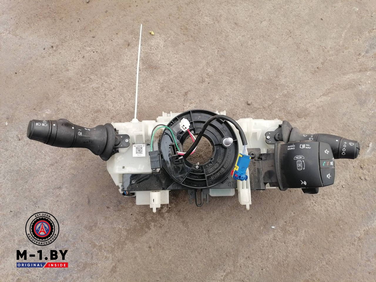 переключатель подрулевой (стрекоза) Renault Megane 3 поколение (2008 - 2014), 255520014R