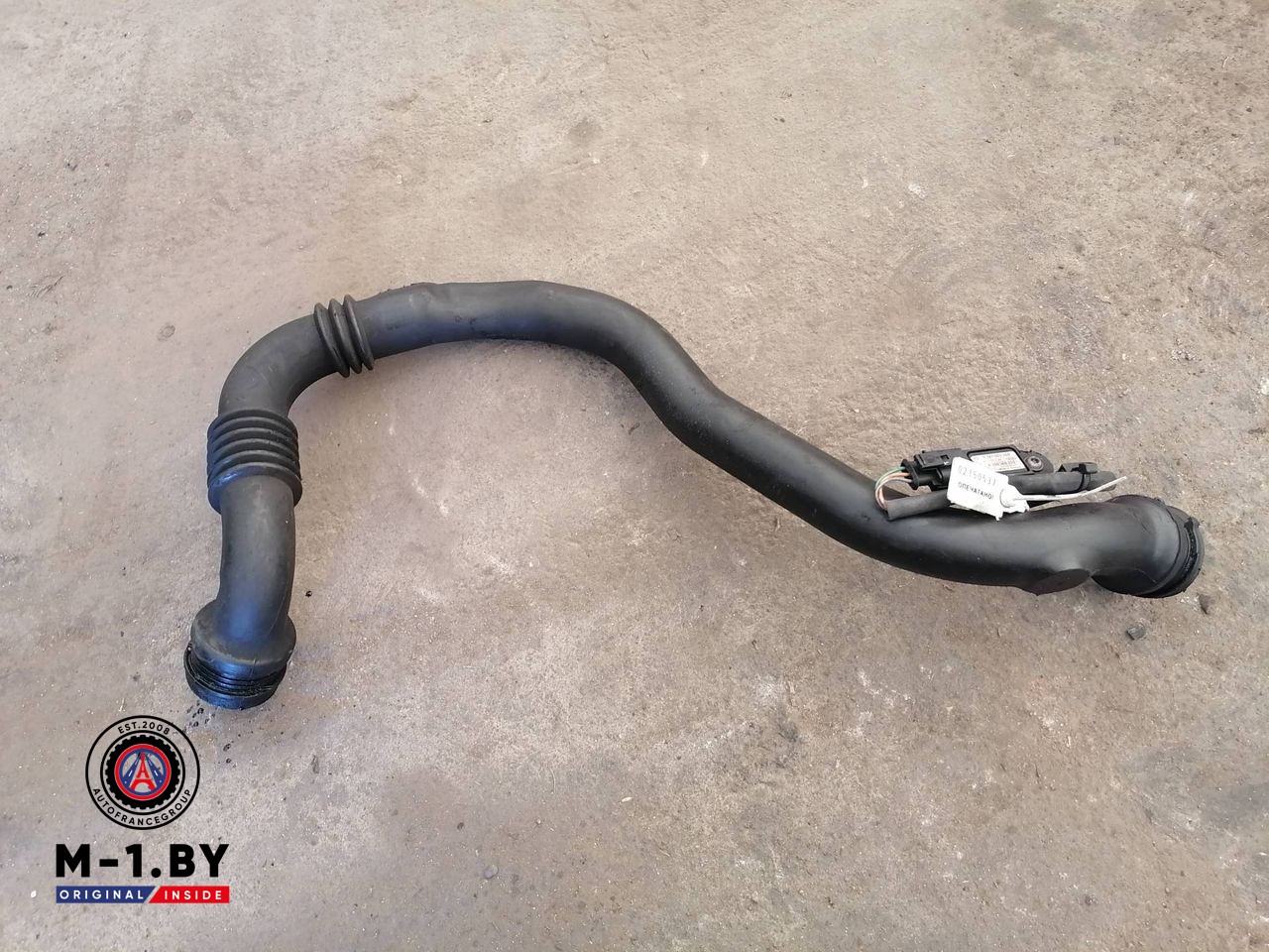 патрубок интеркулера Renault Clio 3 поколение (2005 - 2009), 8200168253, 8200527669, 8200468372, 0281002566