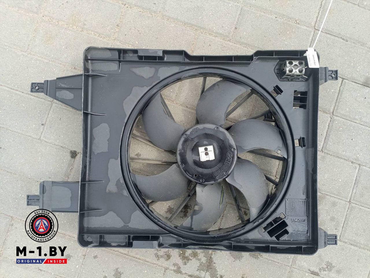вентилятор радиатора Renault Scenic 2 поколение (2003 - 2006), 1.9 л., дизель, 8200151465