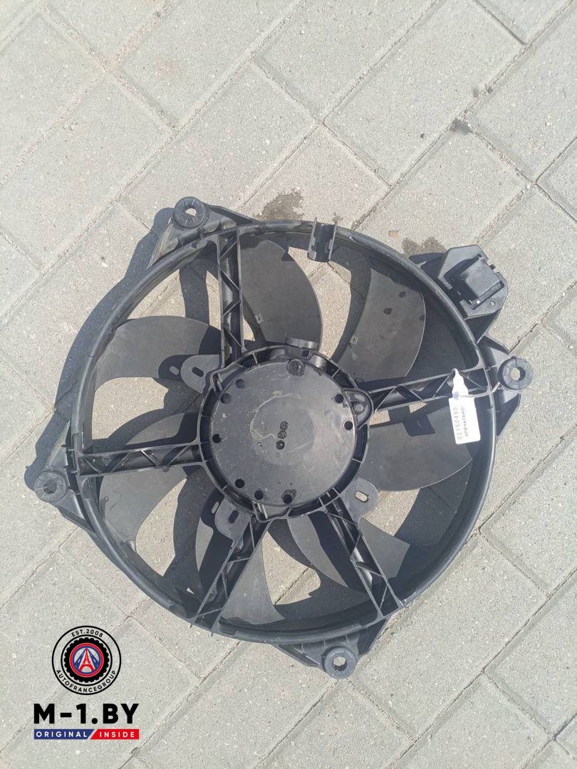 вентилятор радиатора Renault Scenic 3 поколение (2009 - 2012), 1.5 л., дизель, 214810898R