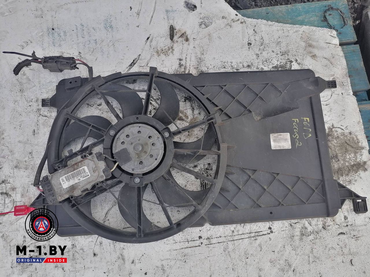 вентилятор радиатора Ford Focus 2 поколение (2004 - 2008), 1137328558