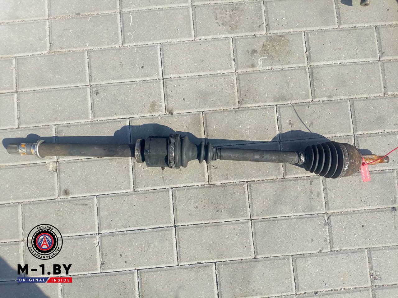 полуось передняя правая (приводной вал, ШРУС) Renault Scenic 2 поколение (2003 - 2006), 1.9 л., дизель