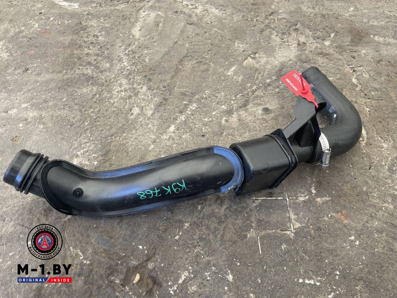 патрубок интеркулера Renault Clio 3 поколение (2005 - 2009), 1.5 л., дизель, 82002969827