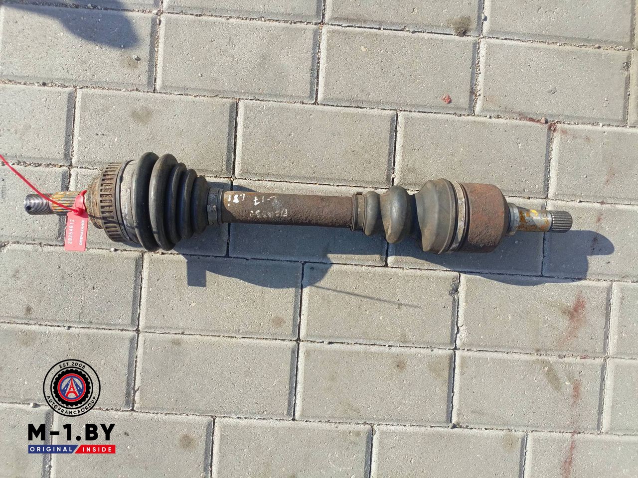полуось передняя левая (приводной вал, ШРУС) Citroen C4 Picasso 1 поколение (2006 - 2013), 1.8 л., бензин