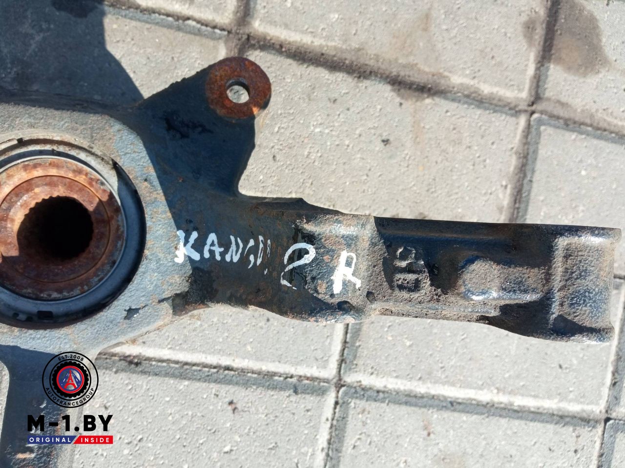 ступица передняя правая Renault Kangoo 2 поколение (2007 - 2013)