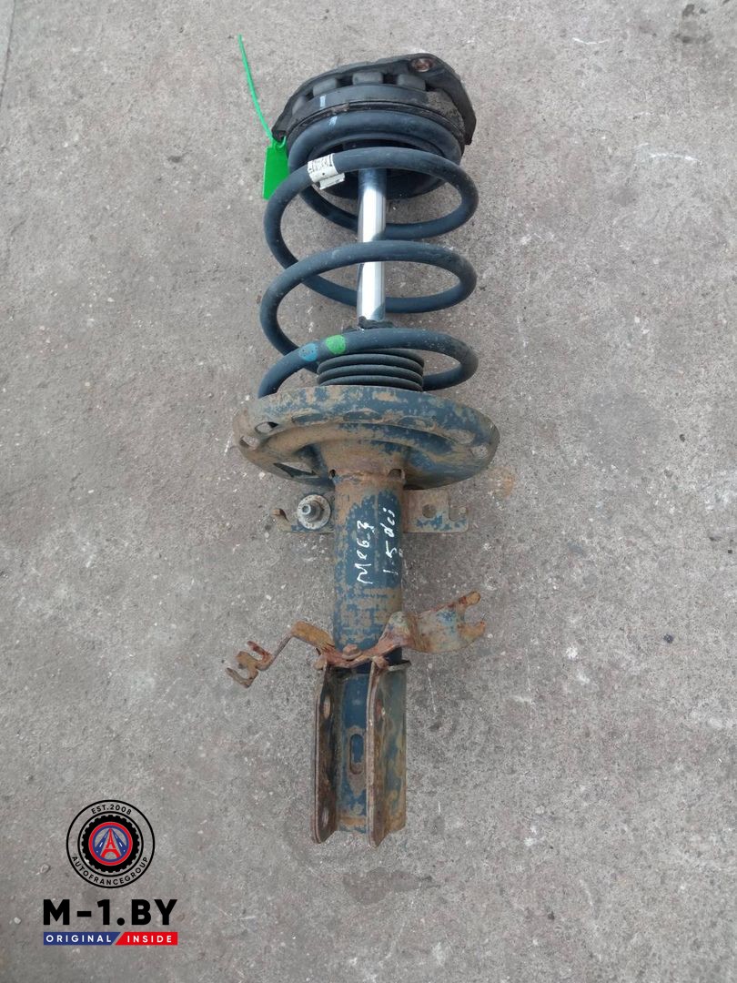 стойка передняя правая Renault Megane 3 поколение (2008 - 2014), 540340002R