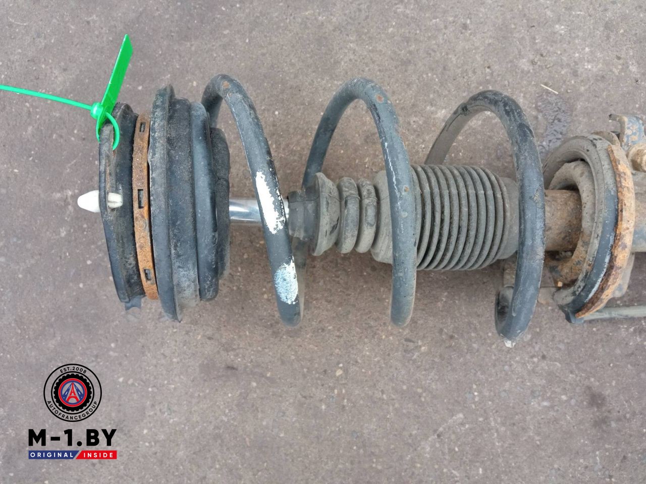 стойка передняя левая Renault Laguna 2 поколение (2001 - 2005), 8200002876