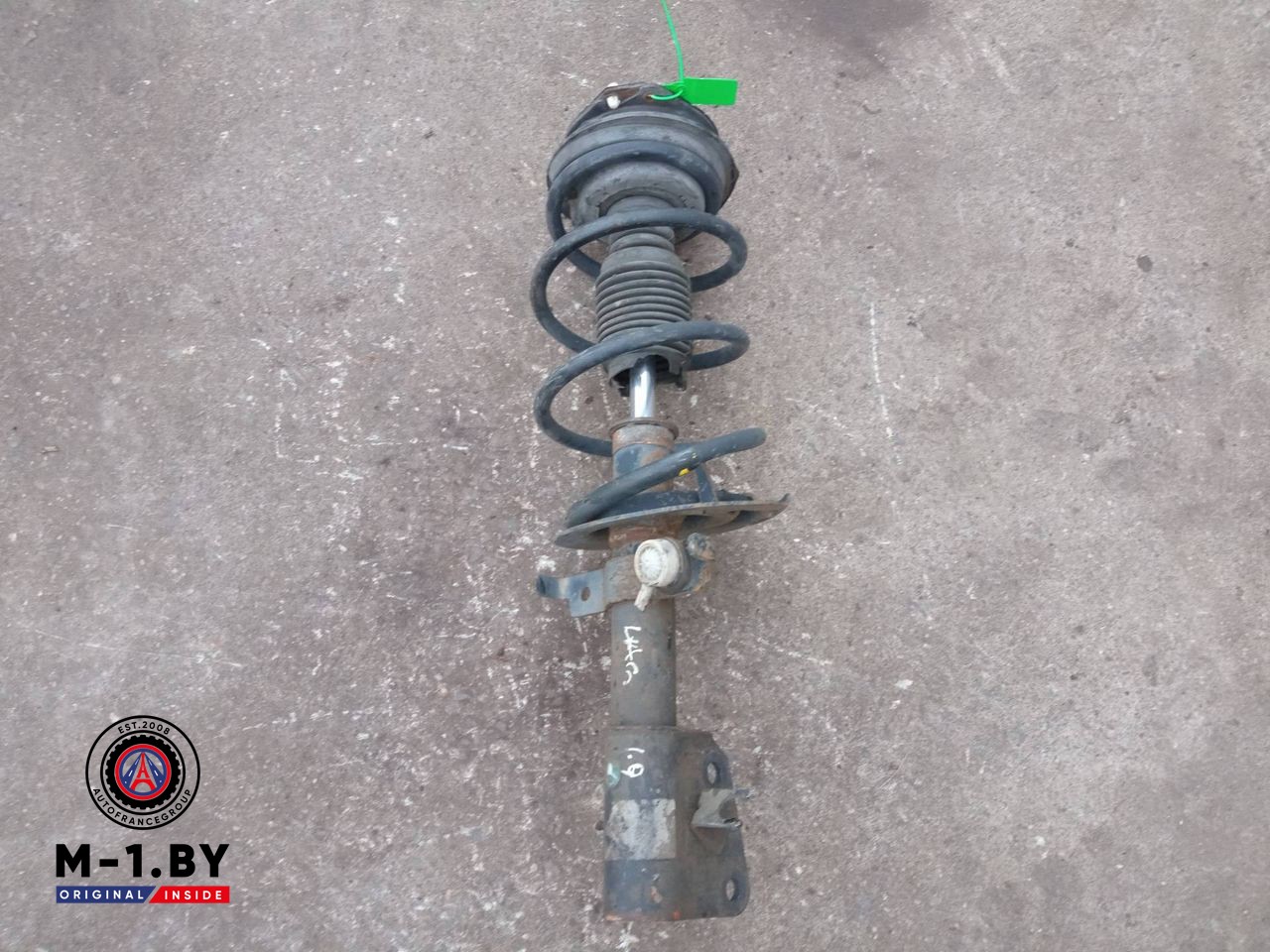 стойка передняя правая Renault Laguna 2 поколение (2001 - 2005), 1.9 л.