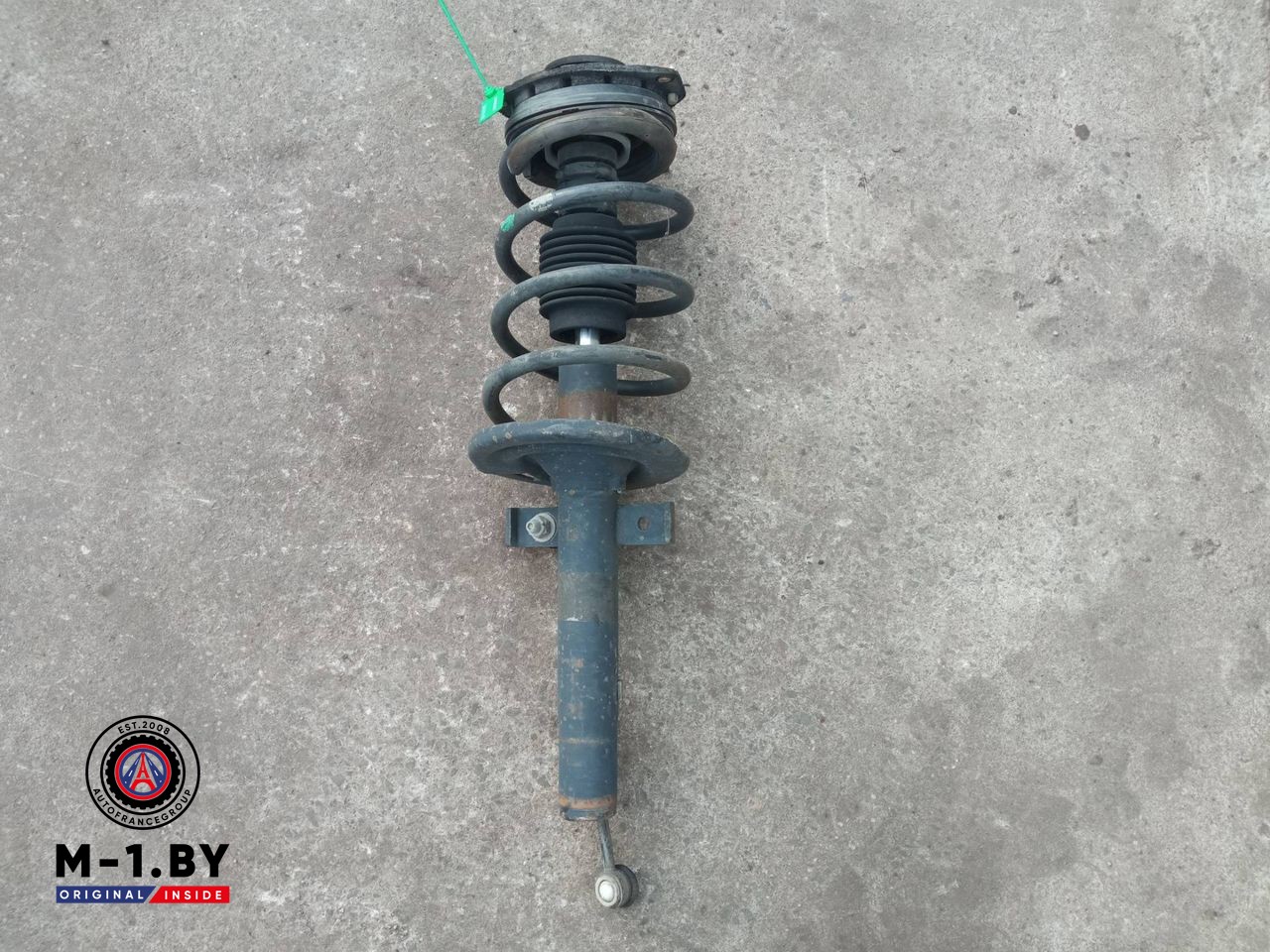 стойка передняя правая Renault Scenic 2 поколение (2003 - 2006), 1.9 л., дизель