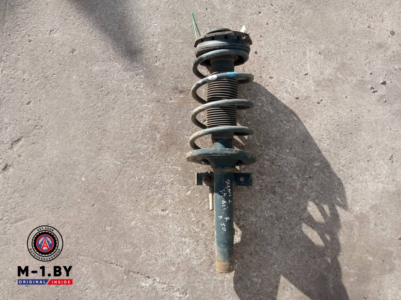 стойка передняя правая Renault Scenic 2 поколение (2003 - 2006), 1.9 л., дизель