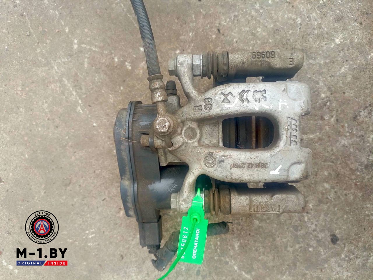 суппорт задний правый Opel Corsa F 2022, 1.2 л., бензин, 9842295180