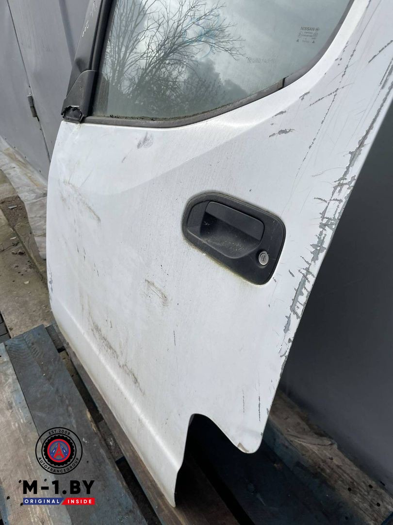 дверь передняя левая Nissan NV200 1 поколение (2009 - 2026)