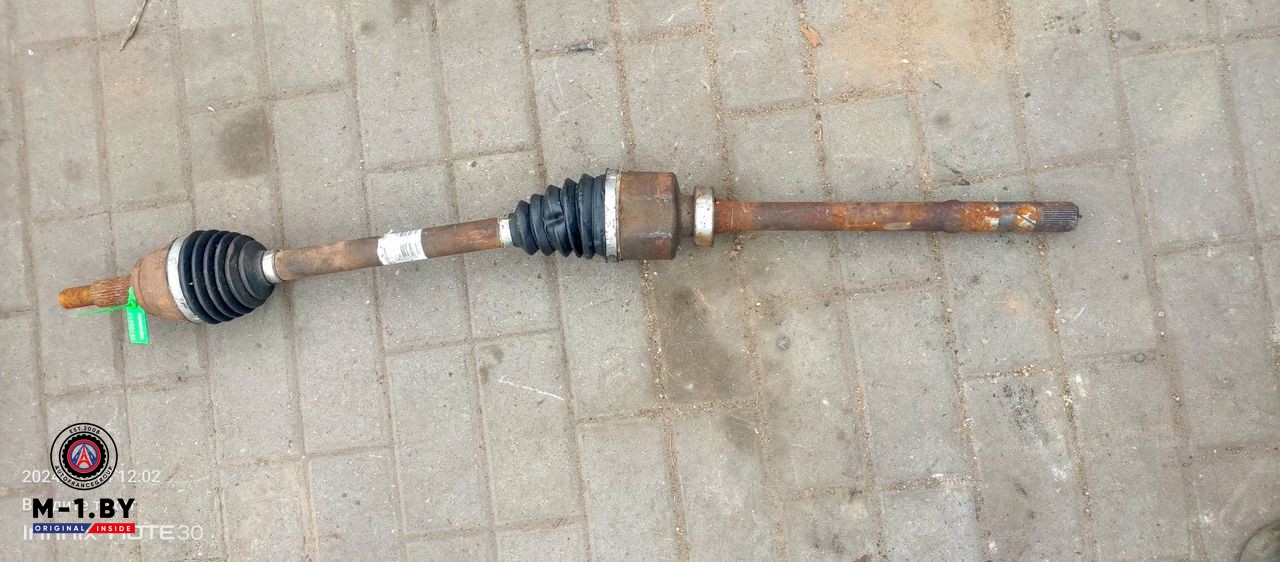 полуось передняя правая (приводной вал, ШРУС) Renault Scenic 4 поколение (2016 - 2020), 1.6 л., дизель, 391006307R