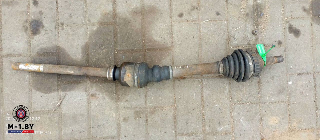 полуось передняя правая (приводной вал, ШРУС) Citroen C4 Picasso 1 поколение (2006 - 2013), 1.8 л., бензин