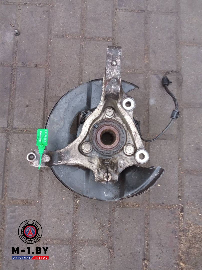 ступица передняя левая Opel Insignia 1 поколение (A) (2008 - 2014), 2.0 л., дизель
