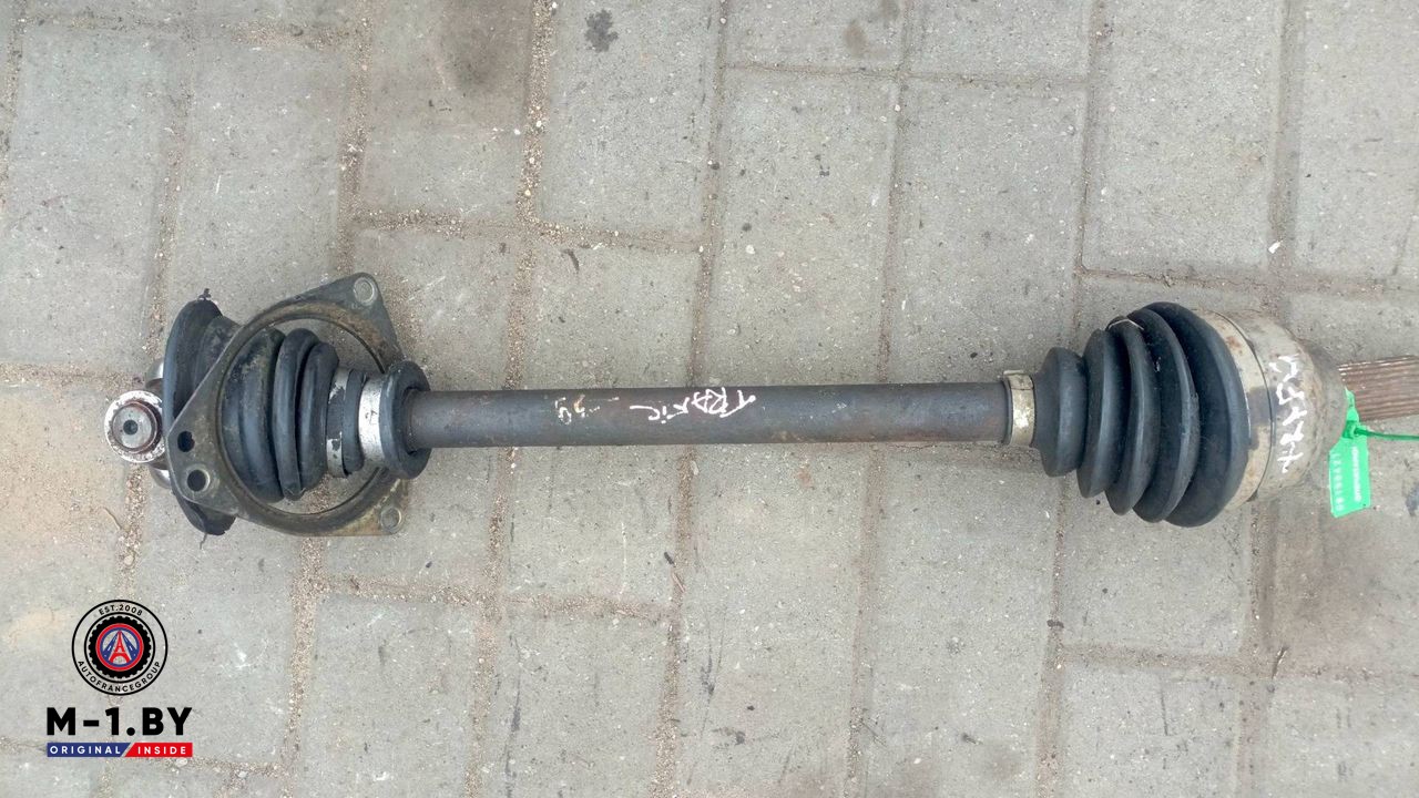 полуось передняя левая (приводной вал, ШРУС) Renault Trafic 2 поколение (2001 - 2006), 1.9 л., дизель