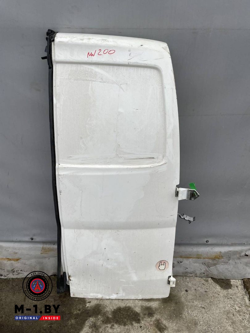 дверь задняя распашная правая Nissan NV200 1 поколение (2009 - 2026)