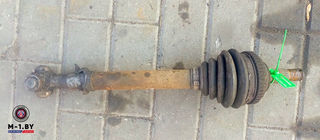 полуось передняя правая (приводной вал, ШРУС) Peugeot 406 1 поколение (1995 - 1999), 1.8 л., бензин