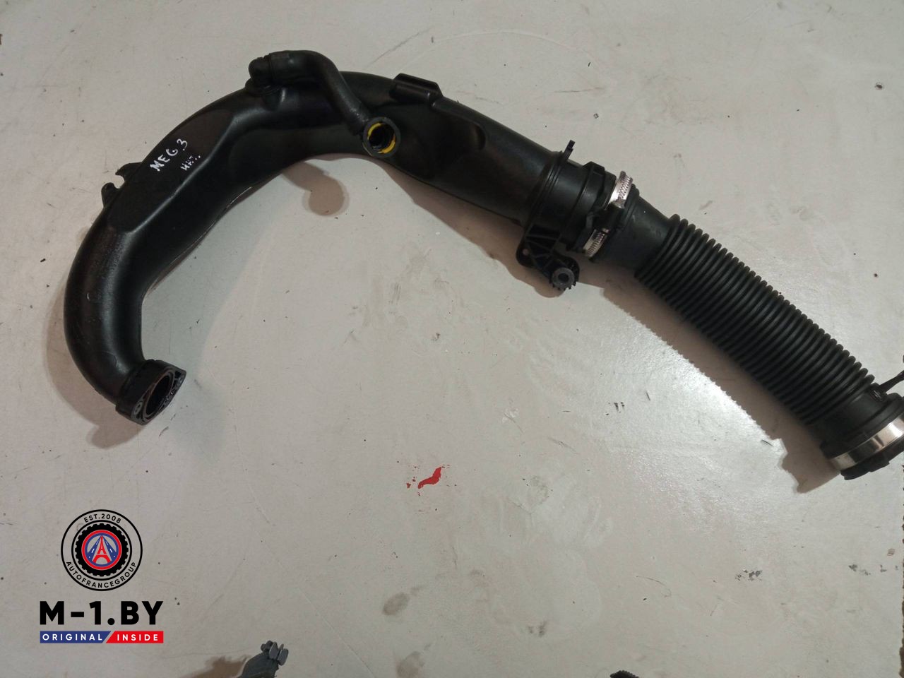 патрубок интеркулера Renault Megane 3 поколение (2008 - 2014), 8200645723