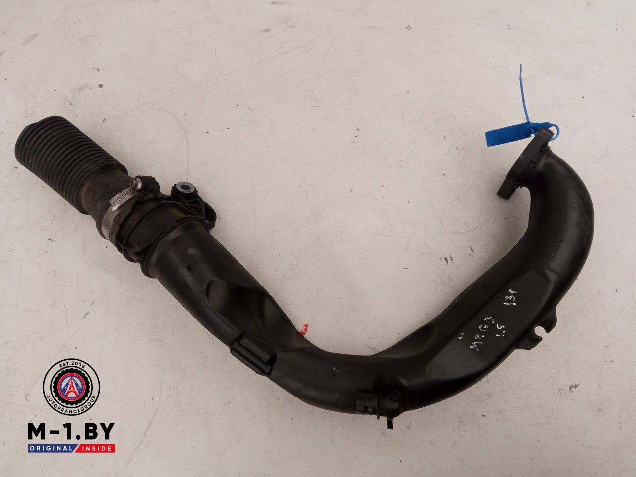 патрубок интеркулера Renault Megane 3 поколение 2013, 1.5 л., дизель, 8200645723