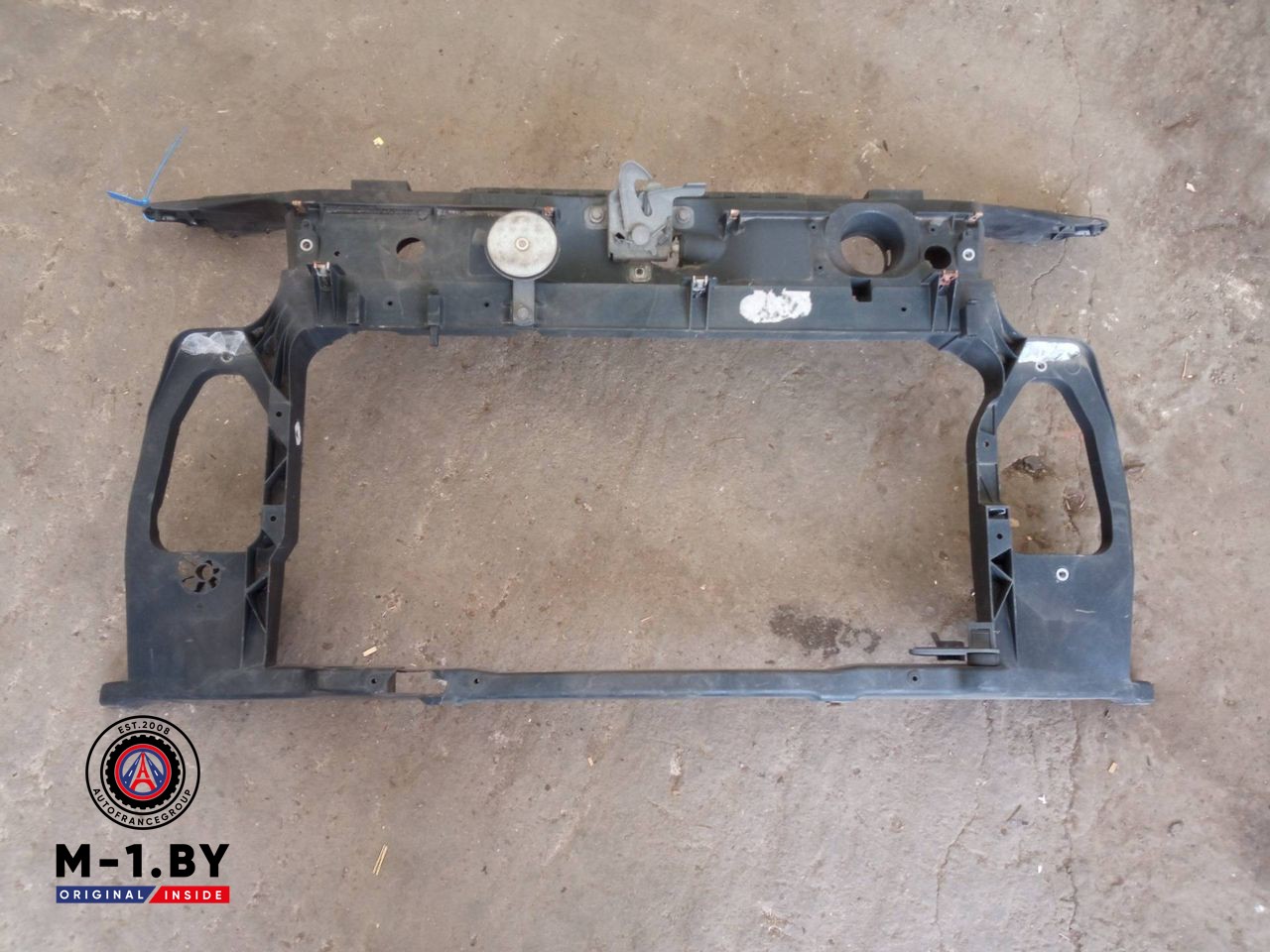 передняя панель крепления облицовки (телевизор) Fiat Panda 2 поколение (2003 - 2011)